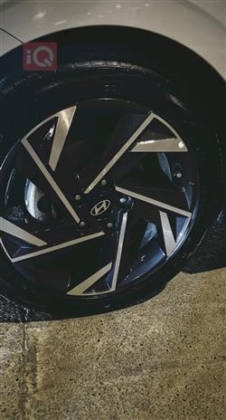 هیۆندای ئەلەنترا